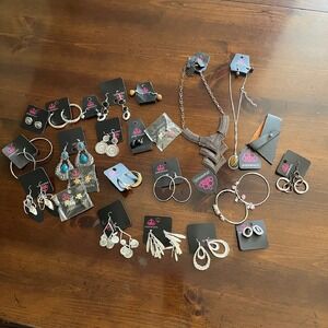 Paparazzi Jewelry Lot Of 25 Mixed‎ Pieces NEW